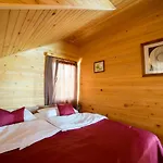 بيت للعطل Homes Piralo