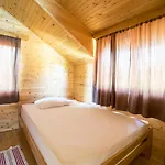 Homes Piralo بيت للعطل