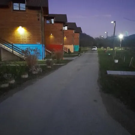 Homes Piralo בית נופש *