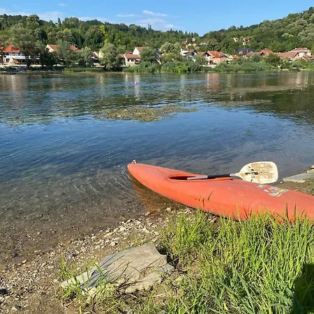 בית נופש Homes Piralo Kostajnica