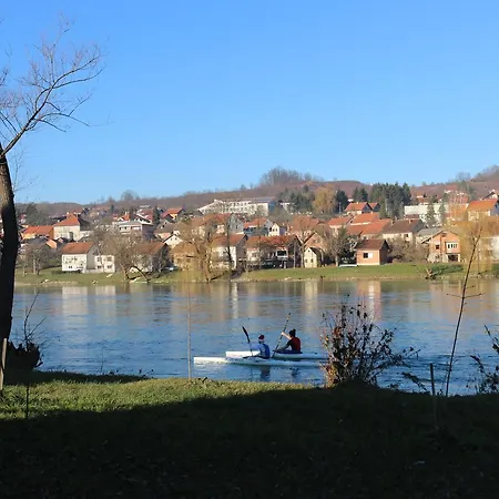 Homes Piralo Holiday home Kostajnica