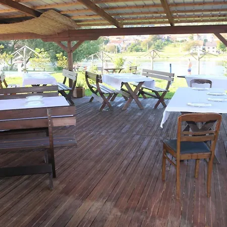 Homes Piralo * Kostajnica