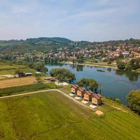 Homes Piralo Vikendica *