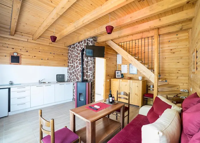 Homes Piralo Kostajnica